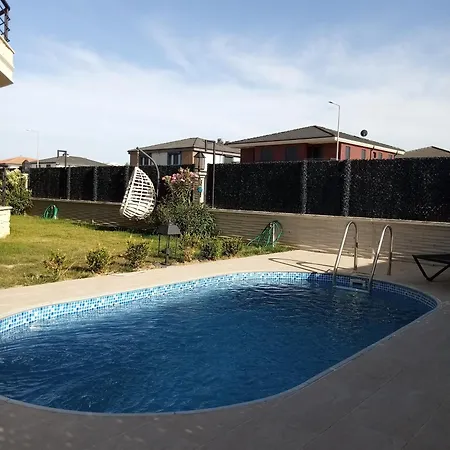 아파트 Stylish 2-br With Pool Near Sarimsakli Beach-1